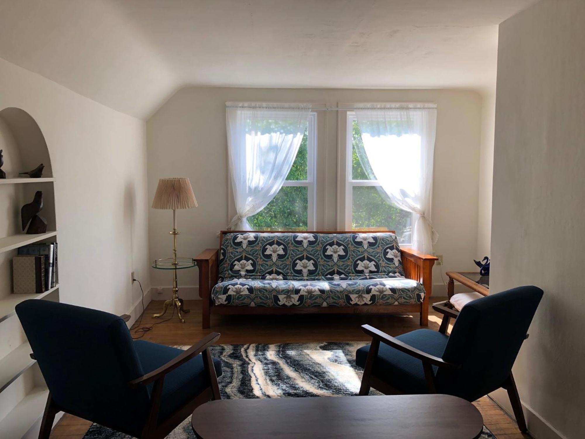 Ludington Blue Spruce Inn Bagian luar foto