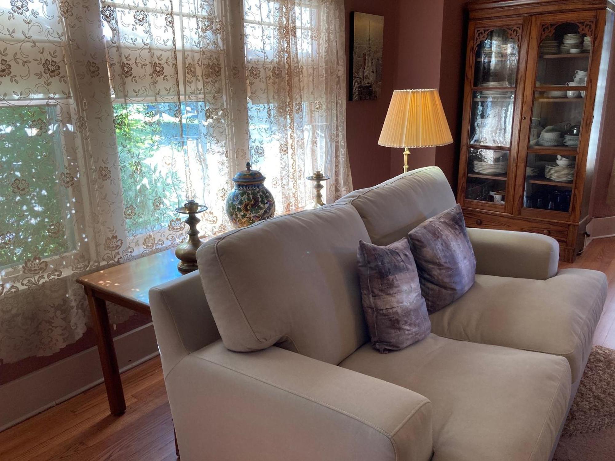 Ludington Blue Spruce Inn Bagian luar foto